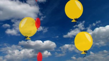Aviatic balonlar parlak renkler. Hava balonları güzel beyaz bulutlar ile mavi gökyüzü, fotoğraf arka plan üzerinde animasyon,