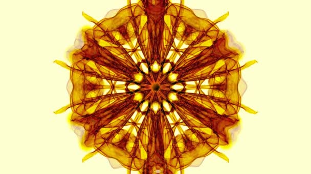 Patrones fractales de oro sobre fondo beige, video fractal en vivo, mandala para obtener armonía — Vídeo de stock