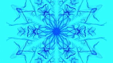 Fraktal altıgen süsleme ışık mavi zemin üzerine mavi. Yavaş hareket, mavi ışınları kompozisyon ortada yatıştırıcı