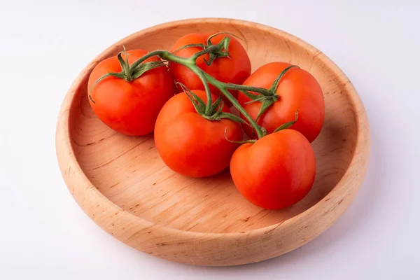 Legumbres Tomate Plato Madera Aisladas Blanco — Foto de Stock