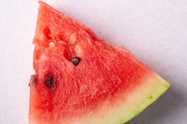 Beyaz arka plan, doku, üst görünüm, düz döşeme, makro tek karpuz dilimi