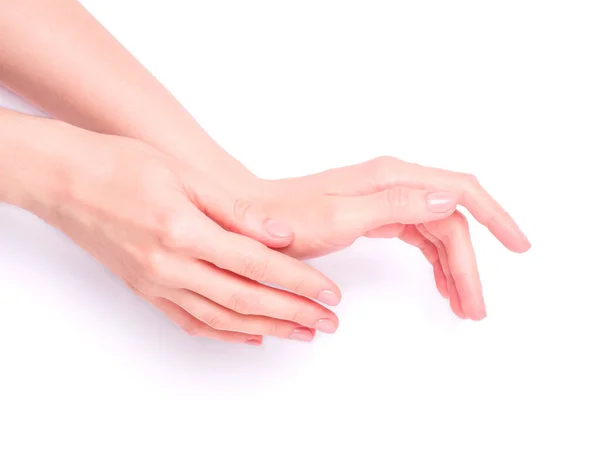Piękne Ręce Kobiet Pokazując Świeże Słodkie Różowy Manicure Skóry Paznokci — Zdjęcie stockowe