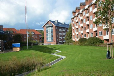 Vejle, Danimarka - 2020: Sel baskınlarını önlemek için sürdürülebilir kanal.