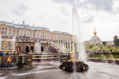PETERHOF SAINT-PETERSBURG ��� RUSSIA - JUNE 13 2019: the Fountai