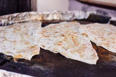 Gozleme pişirme süreci