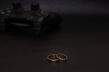 Sony Playstation 4 için alyans ve Dualshock 4 denetleyici
