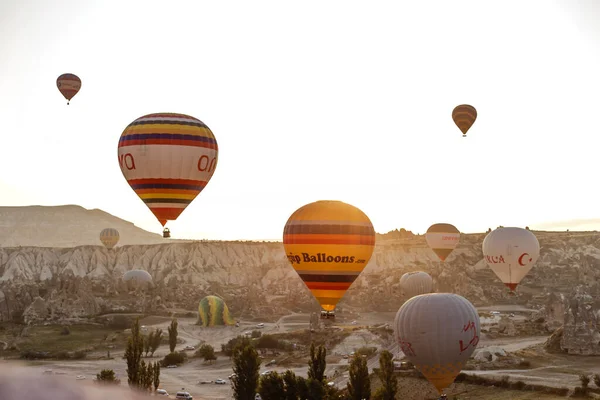 Goreme Cappadocia Turkey August 2019 Many Hot Air Balloons Sky — Stock Photo, Image