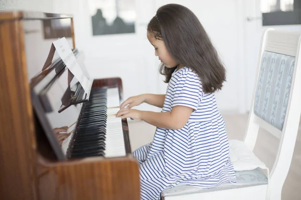 Kazakh Asian Little Girl Learning Play Piano — Stock Photo, Image