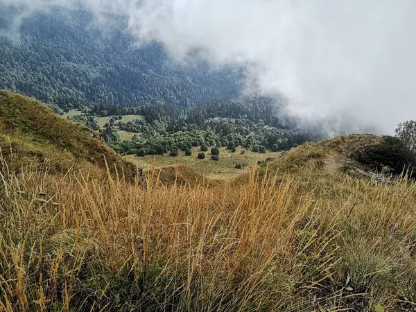 Escursioni Attraverso Panoramici Sentieri Montagna — Foto Stock