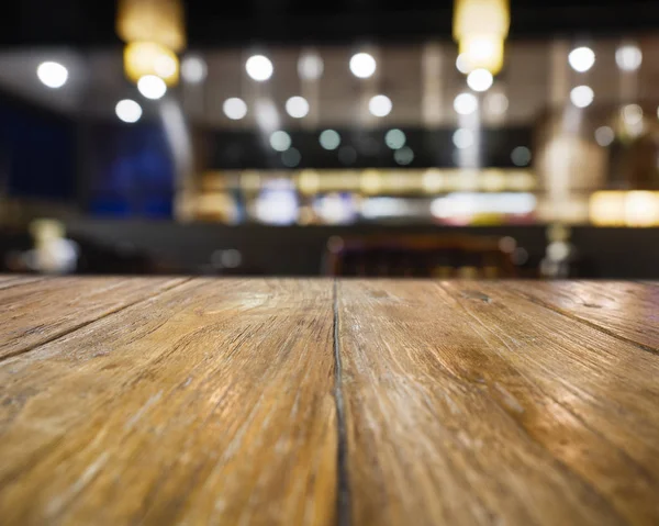Bordsskivan Wooden Counter Oskärpa Bar Restaurang Café Bakgrund — Stockfoto