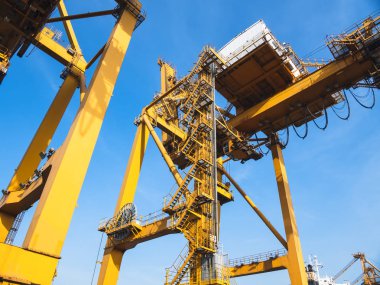 Konteyner kargo lojistik navlun ambar taşıma iş nakliye