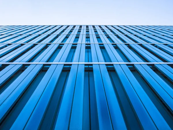 Padrão de aço Detalhe da arquitetura Design de fachada Edifício moderno — Fotografia de Stock