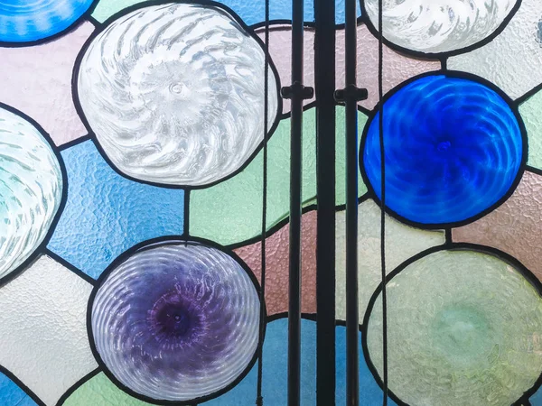 Vitray pencere dekorasyonŞeffaf renkli desen — Stok fotoğraf