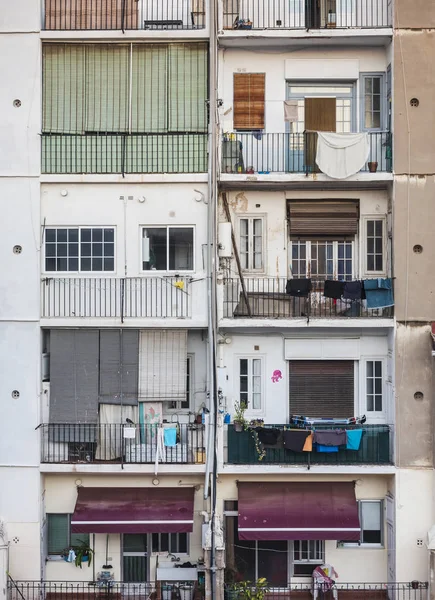 Κτήριο μπαλκόνι κτίριο διαμέρισμα οικιστικό κτίριο στην Ισπανία — Φωτογραφία Αρχείου