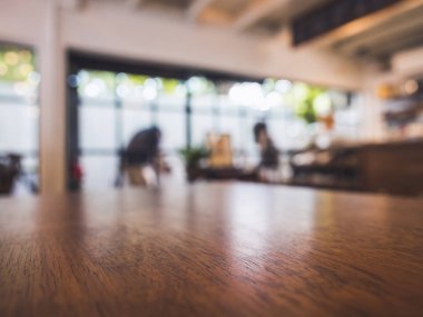 Masa Üstü Tezgahı Kafe Restoranı İnsanların geçmişi bulanık
