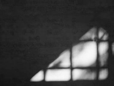 Beton duvardaki gölge aydınlatma Soyut arkaplan mimari ayrıntıları