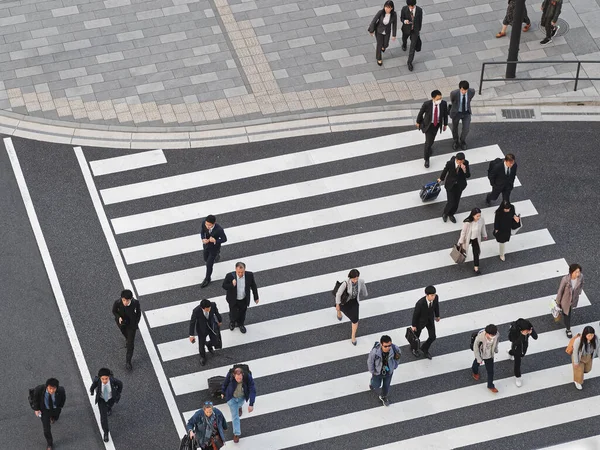 People Walk Crossing Street Sign Top View Tokyo City Área — Foto de Stock