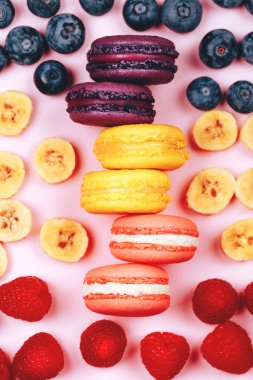 Meyve macarons üç tür