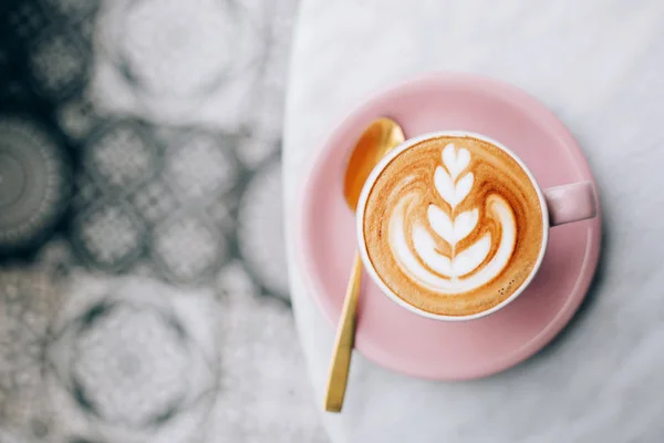 Duas xícaras de cappuccino . — Fotografia de Stock