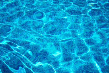 Sun ray ile saf havuzu su arka plan ışığı.