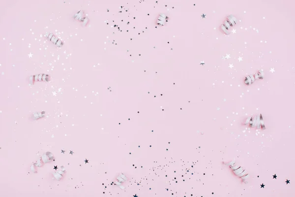 Ασημένιες Λάμψεις Αστέρια Και Λάμπει Ροζ Φόντο Εορταστική Έννοια — Φωτογραφία Αρχείου