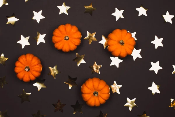 Calabazas Halloween Sobre Fondo Oscuro Con Estrellas Estilo Laico Plano — Foto de Stock