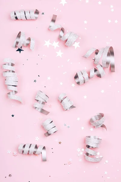 Zilveren Sparkles Sterren Glitters Roze Achtergrond Feestelijke Concept — Stockfoto