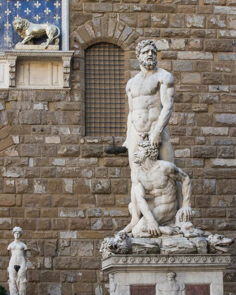 Статуєю Геракла і Cacus у Флоренції, Італія — стокове фото