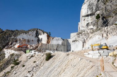 Carrara Italya 'da mermer madeni