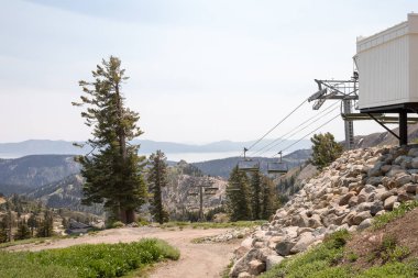 Yaz Aylarında Boş Telesiyej