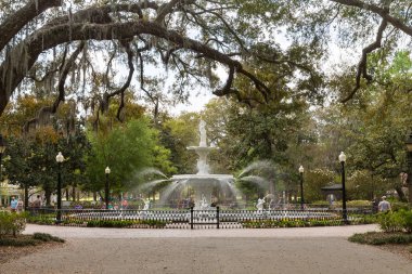 Tarihi Savannah Forsyth Park ve Çeşme