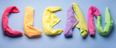 Word mavi pastel renkli harfler olarak bezler temizliği ile yazılı temiz