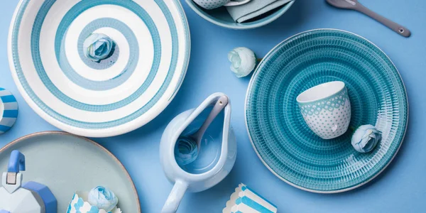 Louça cerâmica pastel azul louça — Fotografia de Stock