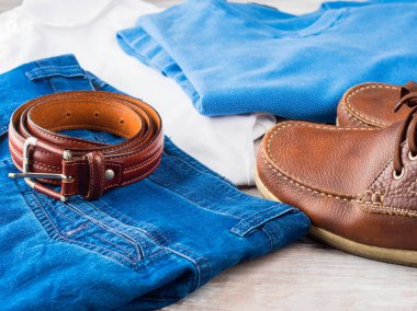 Mans giyim ve deri aksesuarlar