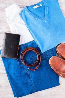 Mans giyim ve deri aksesuarlar