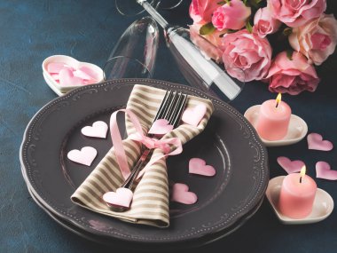 Sevgililer günü romantik tarih kavramı mumlar ile