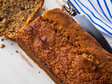 Bütün tahıl muz ekmek kahvaltı için