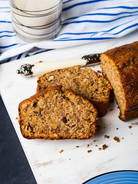 Bütün tahıl muz ekmek kahvaltı için