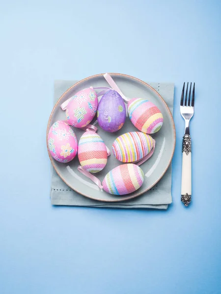 Easter concept background with colorful eggs — Stock Photo, Image