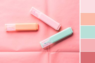 Pastel pembe pastel vurgulayıcılar. Renkli swatch