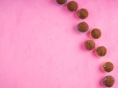 Enerji protein topları fındıklı, tohumlu, kakaolu