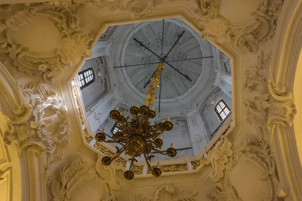 Interno della Cattedrale della Resurrezione del Monastero della Nuova Gerusalemme — Foto Stock