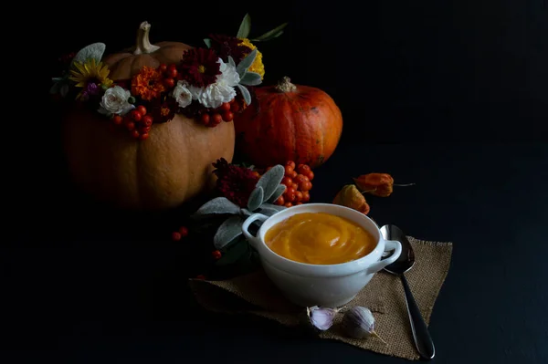 Homemade Pumpkin Cream Soup Seeds Spices Herbs Dark Background Concept — Stock Photo, Image