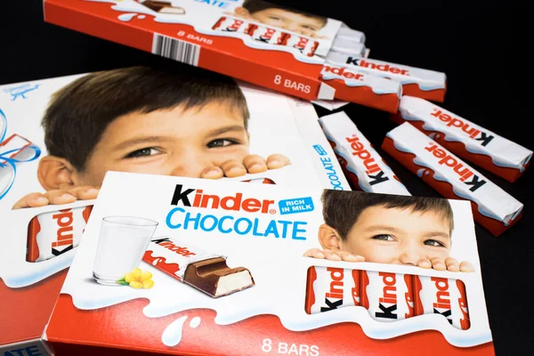 Oslo Stad Land Noorwegen 2019 Kinder Chocolade Verschillende Verpakkingen Ligt — Stockfoto