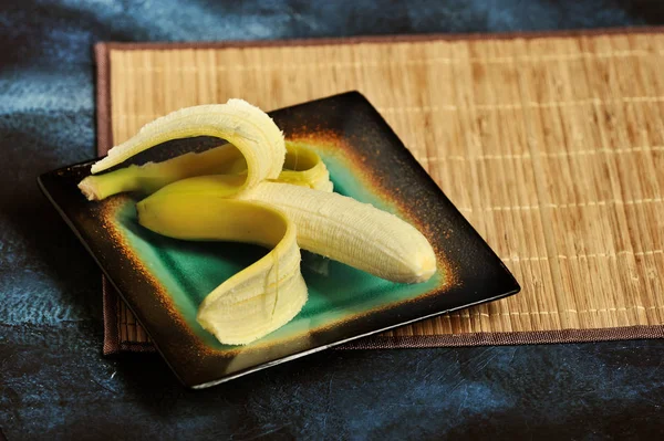Banana Peel Cut Plate Bamboo Napkin — Stock Photo, Image