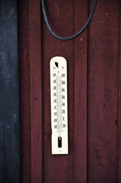 Old Thermometer Old Wooden Rustic Background — Stock Photo, Image