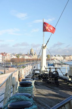 Saint Petersburg, Rusya - 25 Ekim 2018: Saint-Petersburg Teğmen Schmidt dolgu üzerinde buzkıran Krasin görünümünden