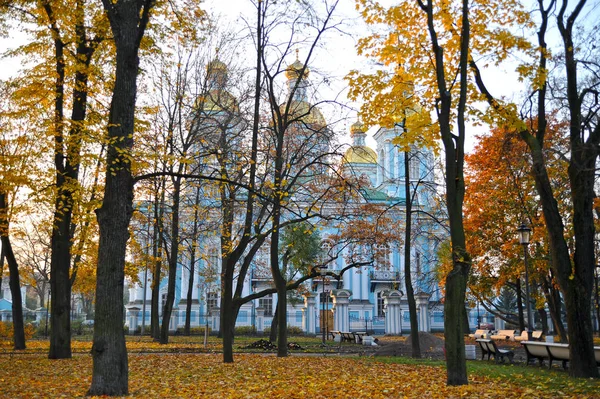 Petersburg Rusko Října 2018 Pohled Kopule Katedrály Svatého Mikuláše Petrohradu — Stock fotografie