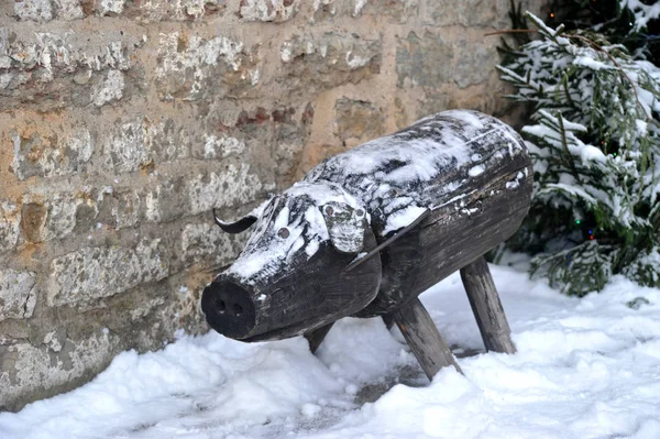 Holzfigur Bei Winterwetter Narva Estland — Stockfoto