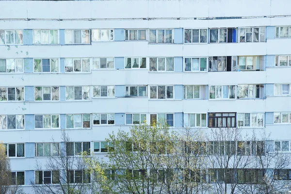 Abstrait Fond Urbain Fenêtres Panneau Multi Étages Bâtiment Une Maison — Photo